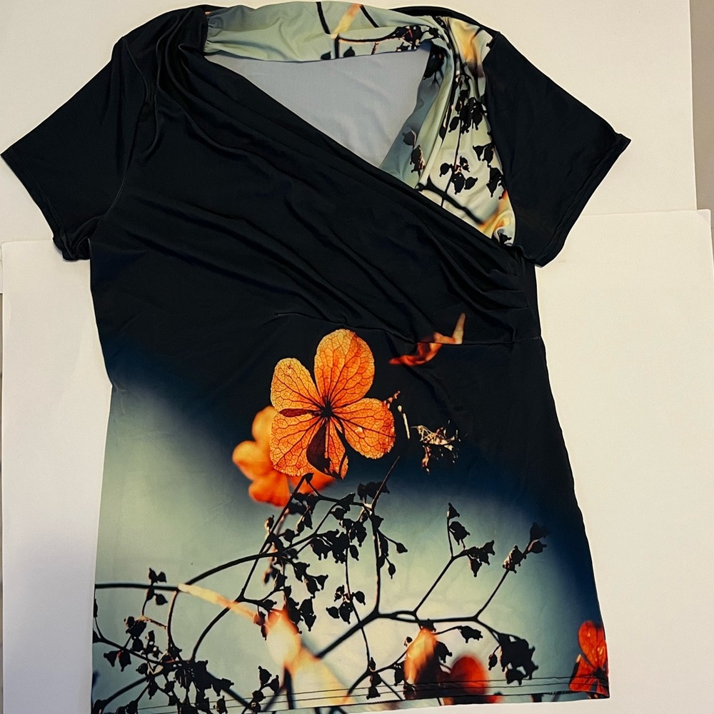Lily by Firmiana Floral Blouse